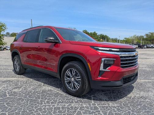 Red 2026 Chevrolet Traverse LT