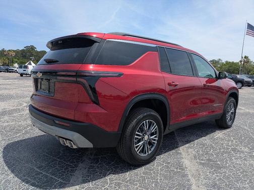 Red 2026 Chevrolet Traverse LT