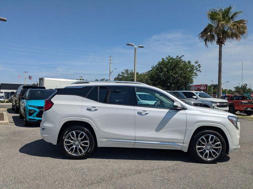 White Frost Tri-Coat 2022 GMC Terrain Denali