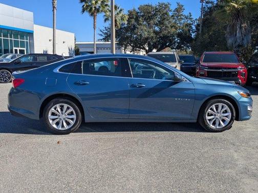 2025 Chevrolet Malibu LT