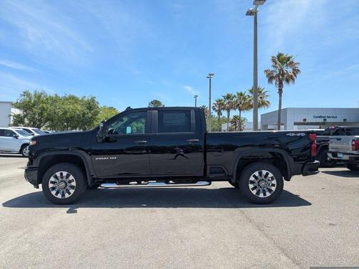 Black 2026 Chevrolet Silverado 2500 Custom