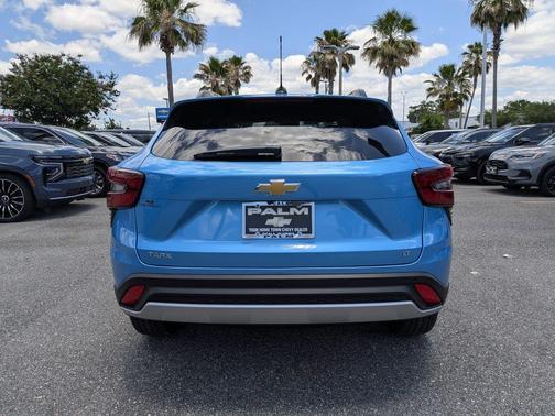Blue 2026 Chevrolet Trax LT
