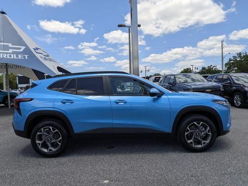 Blue 2026 Chevrolet Trax LT