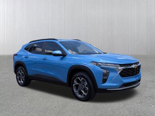 Blue 2026 Chevrolet Trax LT