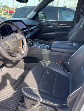2024 Cadillac Escalade Premium Luxury