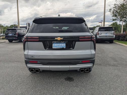 Sterling Gray Metallic 2024 Chevrolet Traverse LT
