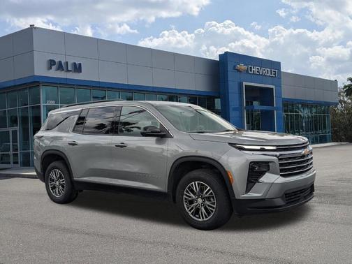 Sterling Gray Metallic 2024 Chevrolet Traverse LT
