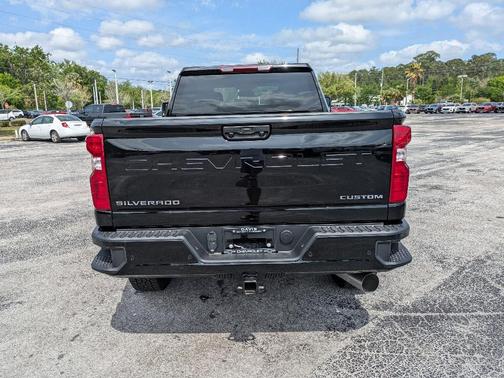 2025 Chevrolet Silverado 2500 Custom