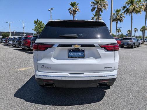 Summit White 2023 Chevrolet Traverse Premier