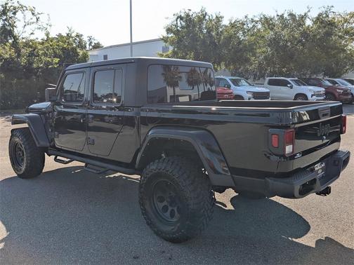2022 Jeep Gladiator Sport