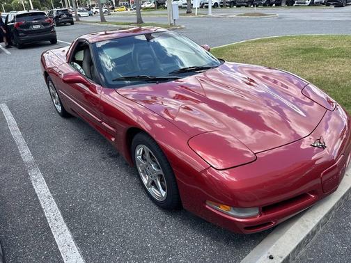 Red Metallic 1998 Chevrolet Corvette