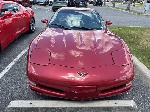 Red Metallic 1998 Chevrolet Corvette