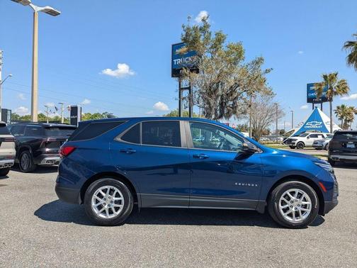 2022 Chevrolet Equinox LS