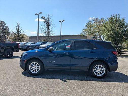 2022 Chevrolet Equinox LS