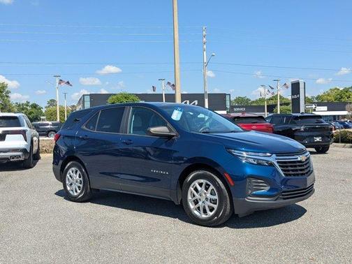 2022 Chevrolet Equinox LS