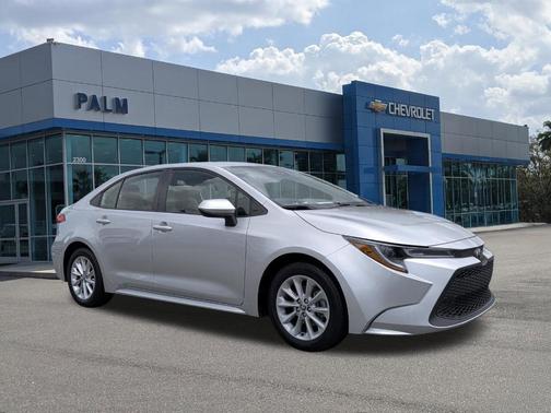 Classic Silver Metallic 2022 Toyota Corolla LE