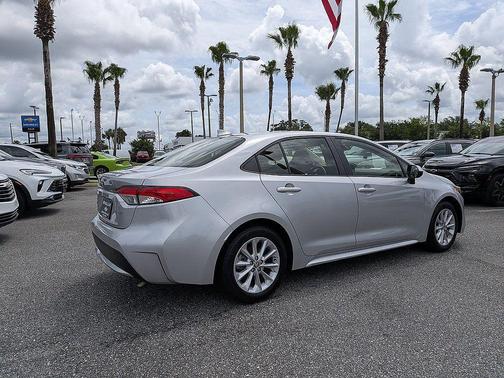 Classic Silver Metallic 2022 Toyota Corolla LE