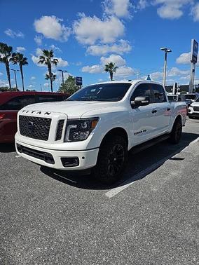 2019 Nissan Titan SV