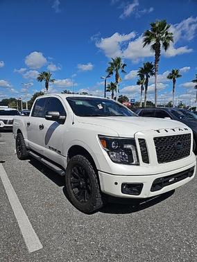 2019 Nissan Titan SV