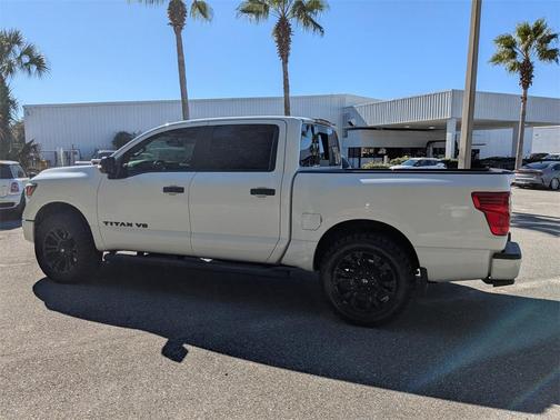 2019 Nissan Titan SV