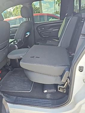 2019 Nissan Titan SV