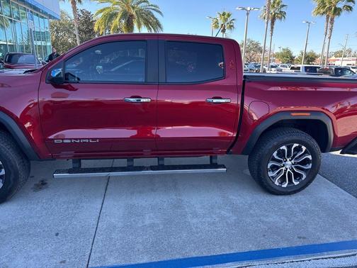 2025 GMC Canyon Denali