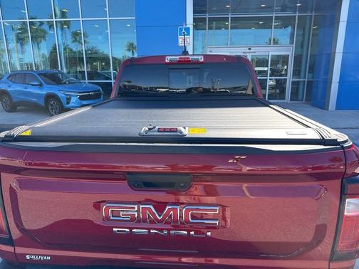 2025 GMC Canyon Denali