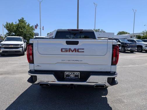 White Frost 2022 GMC Sierra 1500 Limited SLT