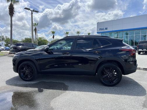 Black 2026 Chevrolet Trax ACTIV