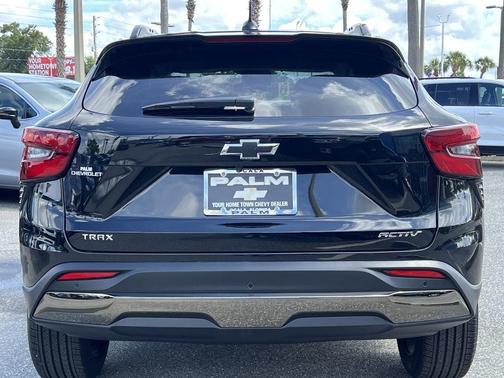 Black 2026 Chevrolet Trax ACTIV