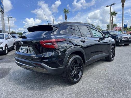Black 2026 Chevrolet Trax ACTIV