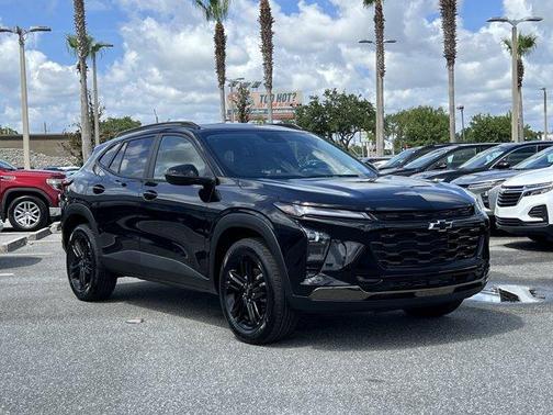 Black 2026 Chevrolet Trax ACTIV