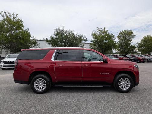 Cherry Red 2022 Chevrolet Suburban LT