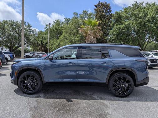 Blue 2026 Chevrolet Traverse RS