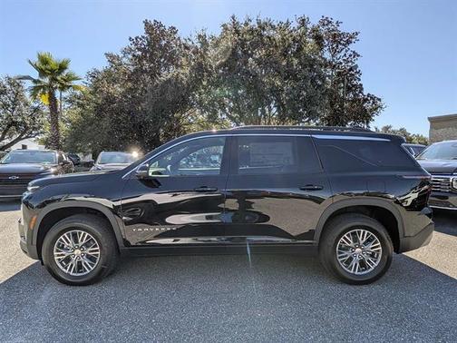 Black 2027 Chevrolet Traverse LT