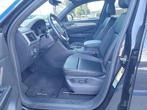 2020 Volkswagen Atlas Cross Sport 3.6L V6 SE w/Technology