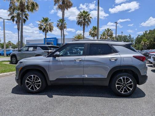 Sterling Gray Metallic 2025 Chevrolet Trailblazer LT