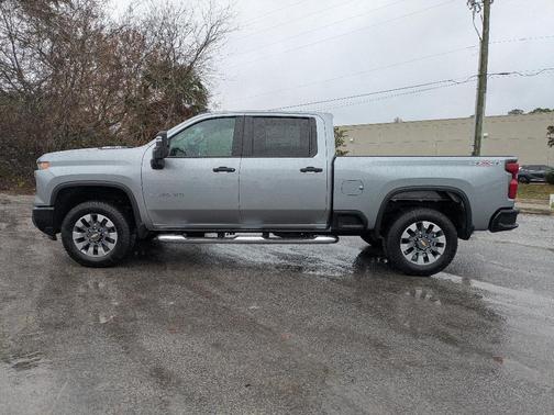 2026 Chevrolet Silverado 2500 Custom