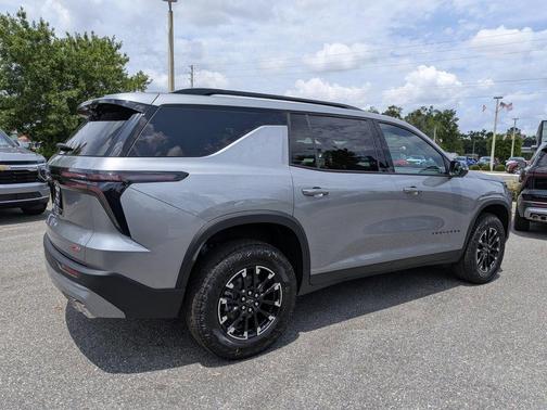 Gray 2026 Chevrolet Traverse Z71