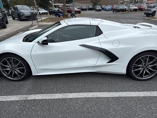 2024 Chevrolet Corvette Stingray w/1LT