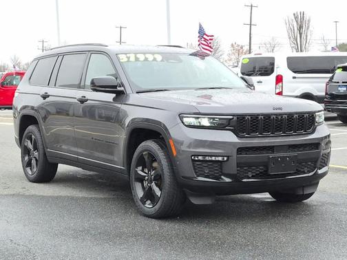 Metallic 2023 Jeep Grand Cherokee L Limited