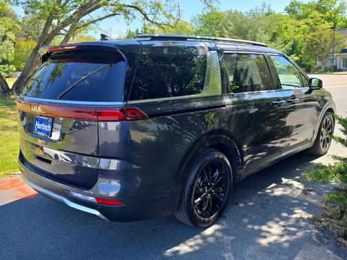 Metal 2024 Kia Carnival SX Prestige