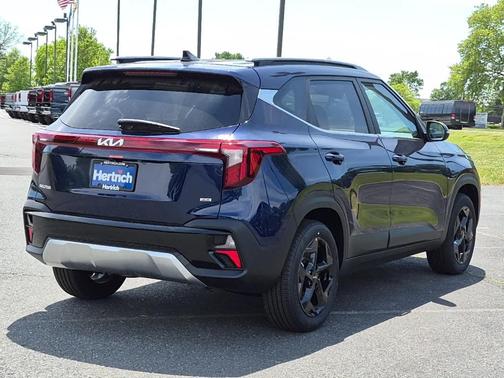Dark Ocean Blue 2026 Kia Seltos EX