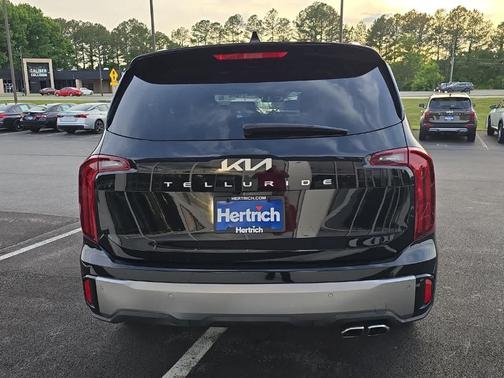 Ebony Black 2025 Kia Telluride S