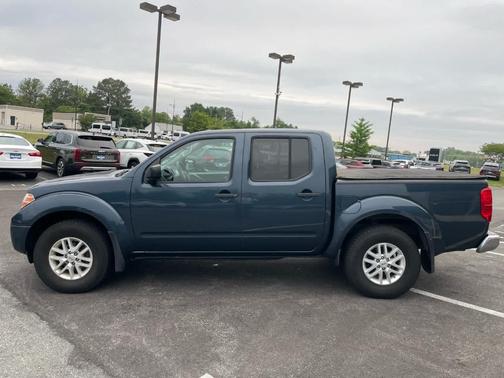 Arctic Blue Metallic 2018 Nissan Frontier SV
