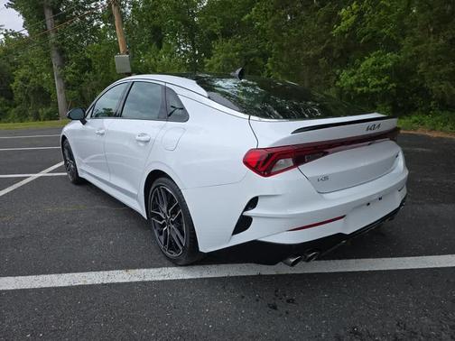 Glacial White Pearl 2024 Kia K5 GT
