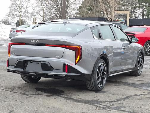 2026 Kia K4 GT-LINE
