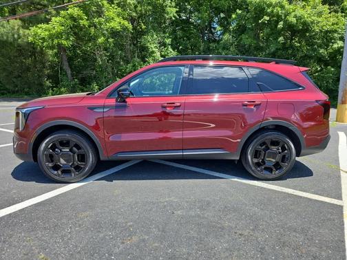 Red 2025 Kia Sorento SX