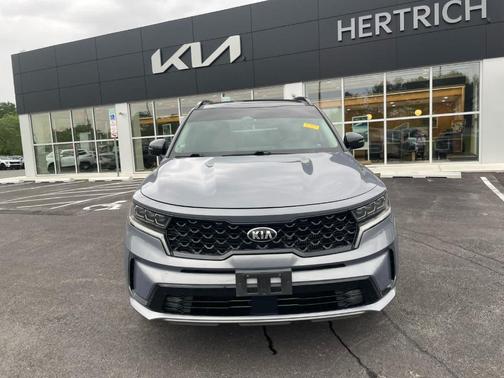 Everlasting Silver 2021 Kia Sorento SX