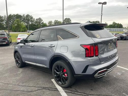 Everlasting Silver 2021 Kia Sorento SX